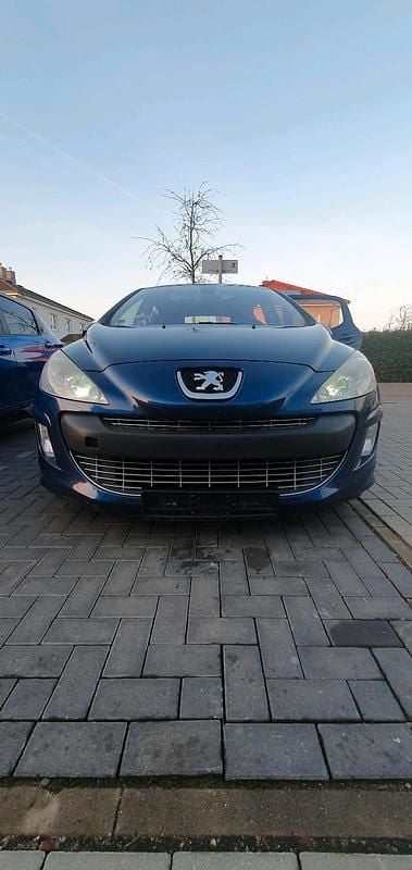 Second-hand Peugeot 308 120 CP (88 kW) 2008 Albastru Berlinǎ