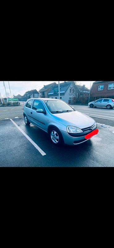 Silber Gebraucht 2001 Opel Corsa Kleinwagen | 1.250 € (Fairer Preis) - Bild 1/4