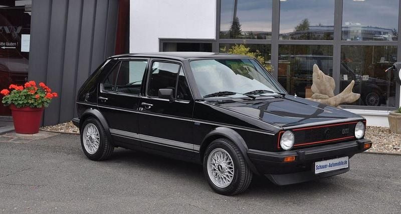 Gebraucht VW Golf I GTI 111 PS (81 kW) 1982 Schwarz Kleinwagen