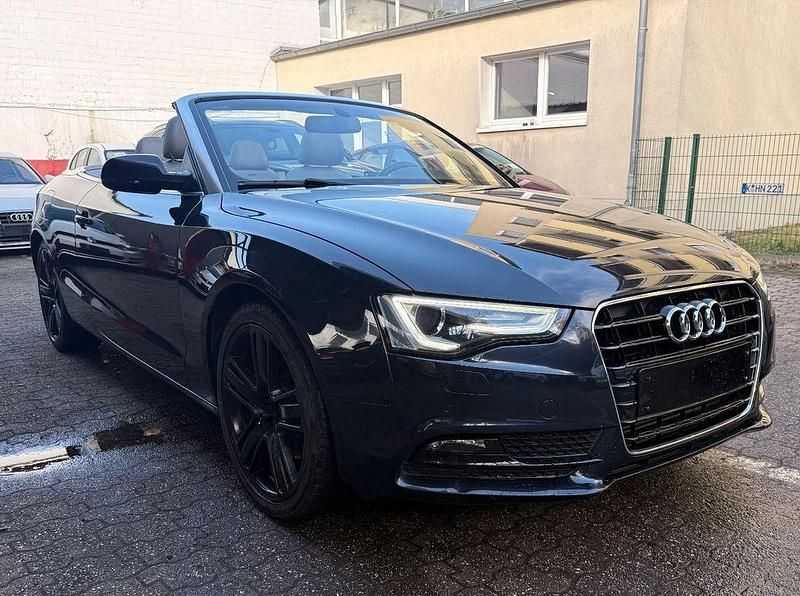 Gebraucht Audi A5 Cabriolet Sport 204 PS (150 kW) 2014 Blau Cabrio