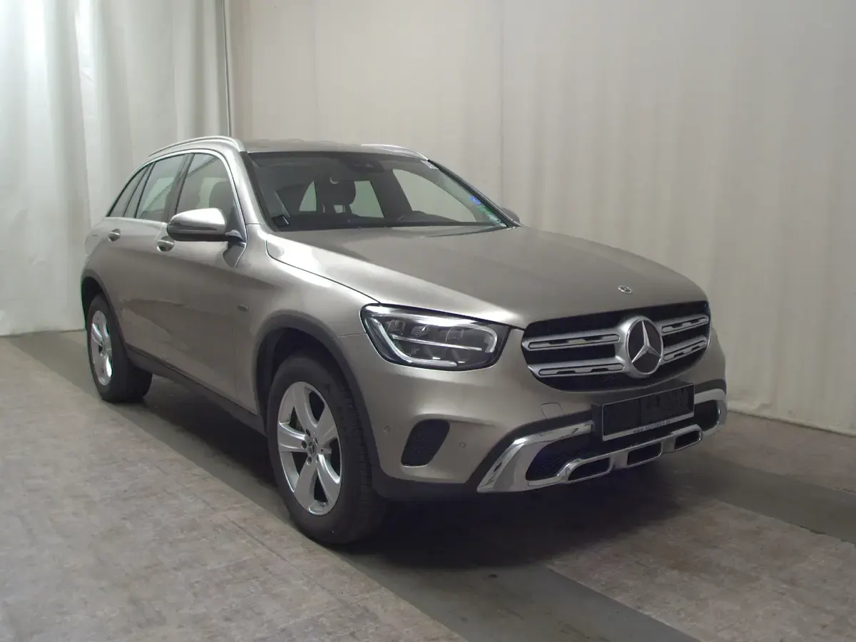 Gebraucht Mercedes GLC300de Exclusive 306 PS (225 kW) 2020 Grau SUV
