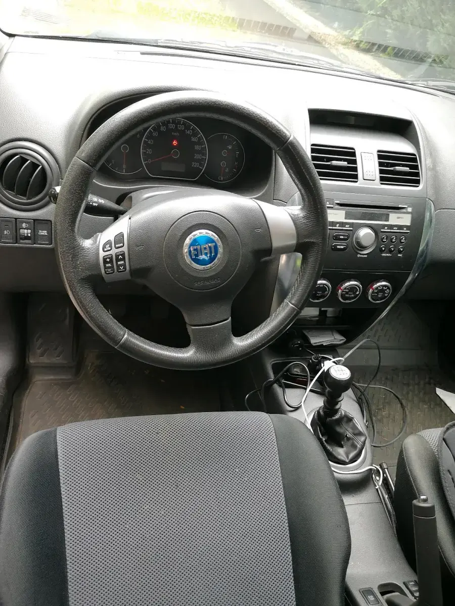 Gebraucht Fiat Sedici 120 PS (88 kW) 2007 Gold SUV