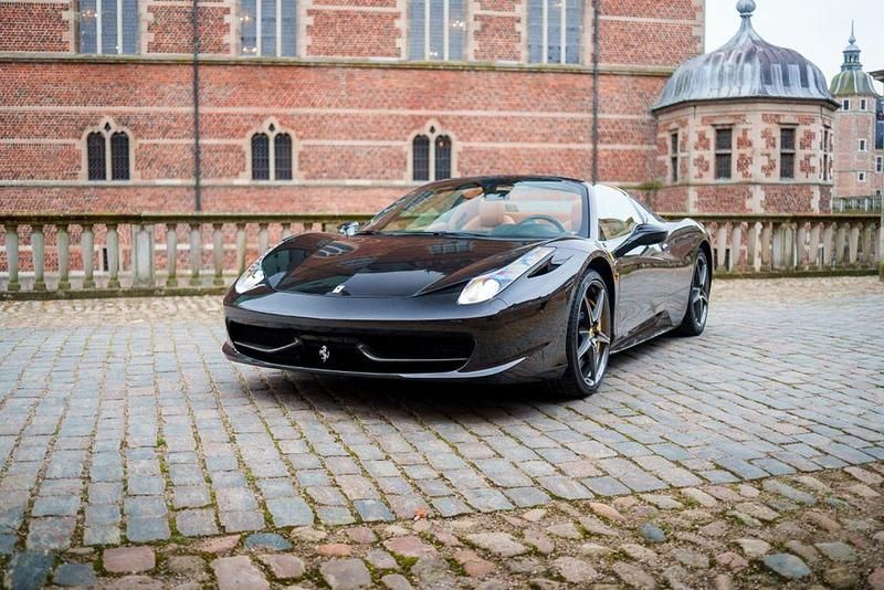 Gebraucht Ferrari 458 570 PS (419 kW) 2013 Schwarz Cabrio