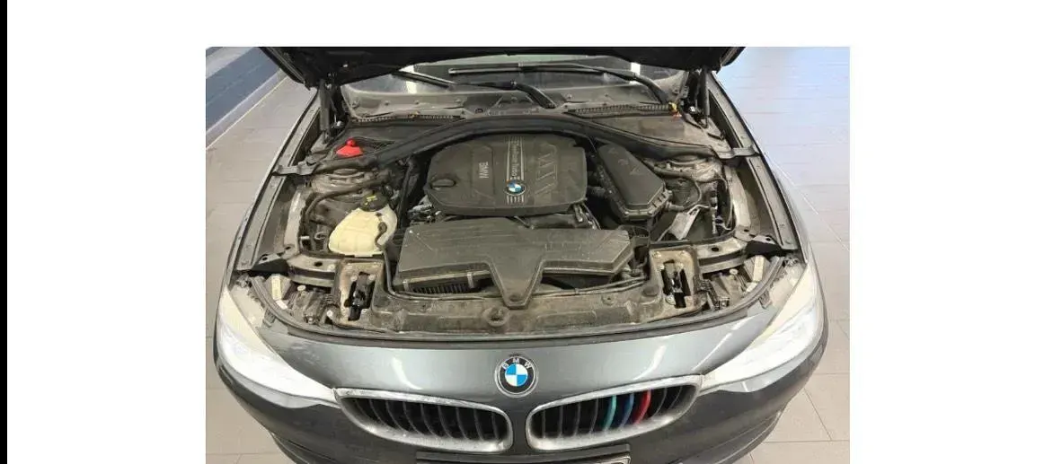 Używany BMW 325 228 KM (167 kW) 2016 Srebrny Kombi