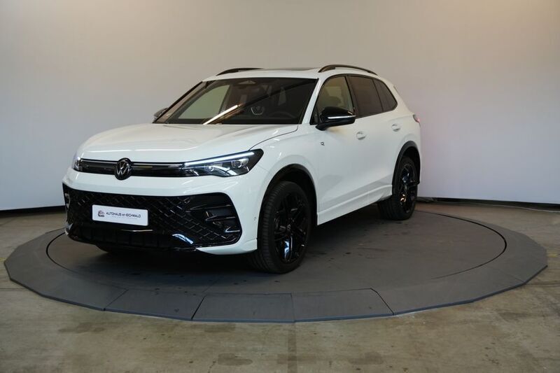 Weiß Gebraucht 2024 VW Tiguan R-line SUV | 50.990 € (Guter Preis) - Bild 1/4