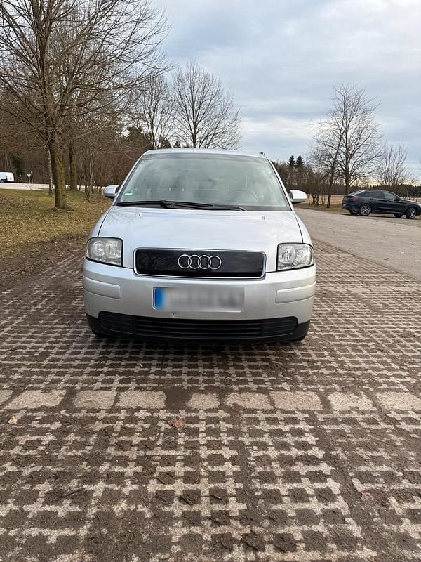 Gebraucht Audi A2 61 PS (44 kW) 2001 Silber Kleinwagen