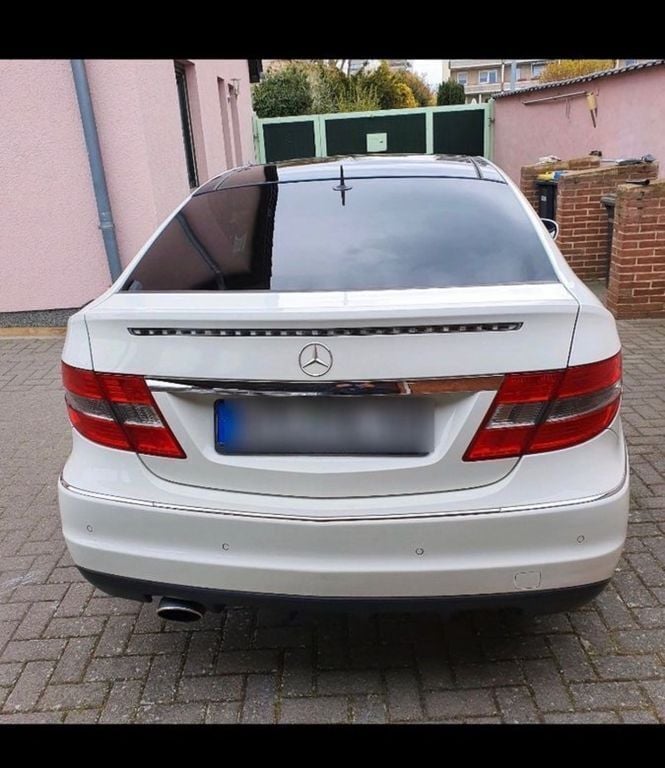 Gebraucht Mercedes CLC180 143 PS (105 kW) 2008 Weiß Coupé