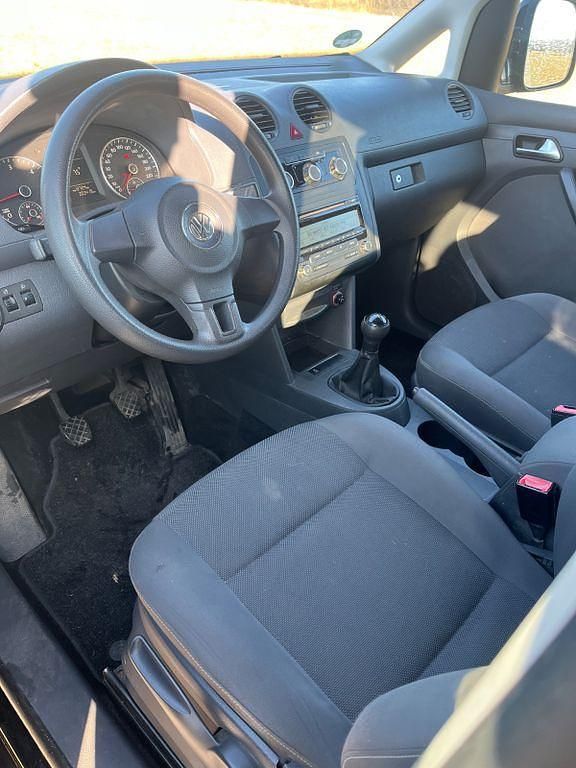 Gebraucht VW Caddy Comfortline 102 PS (75 kW) 2010 Schwarz Van / Kleinbus