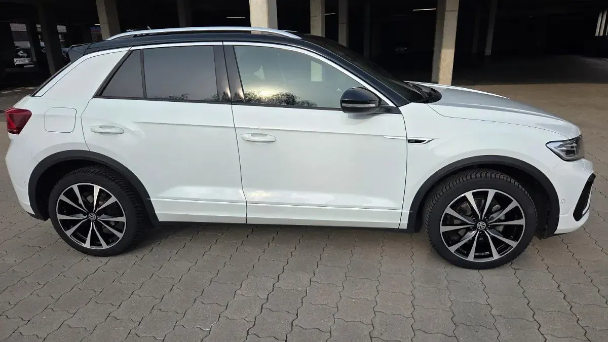Gebraucht VW T-Roc R-line 150 PS (110 kW) 2023 Weiß SUV