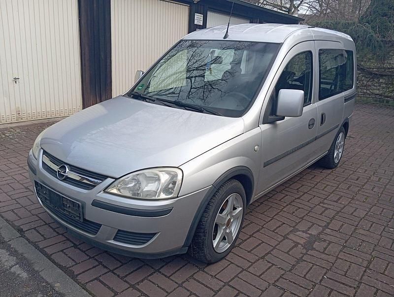 Gebraucht Opel Combo 97 PS (71 kW) 2006 Grau Van / Kleinbus