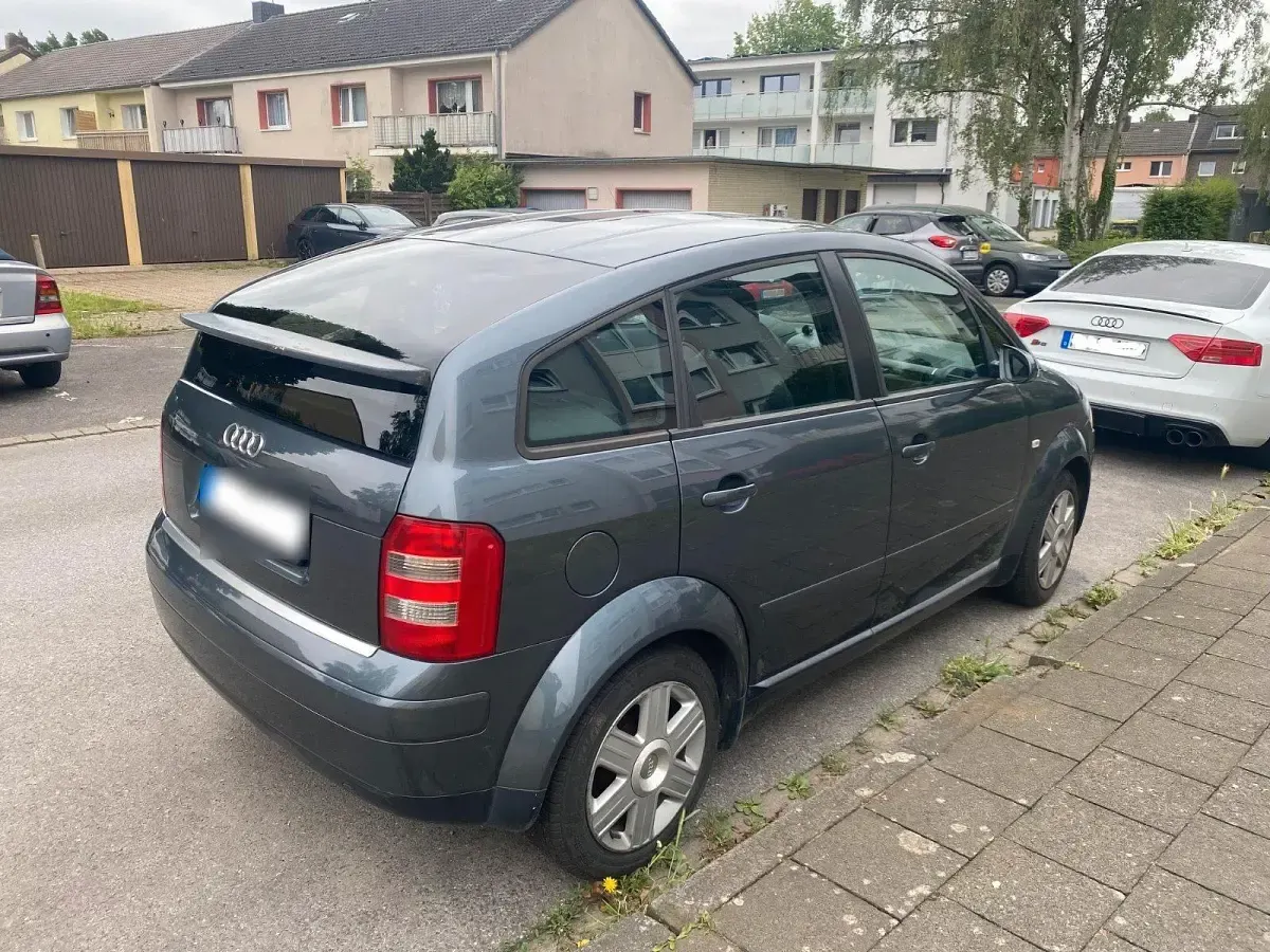 Gebraucht Audi A2 75 PS (55 kW) 2002 Grau Kleinwagen