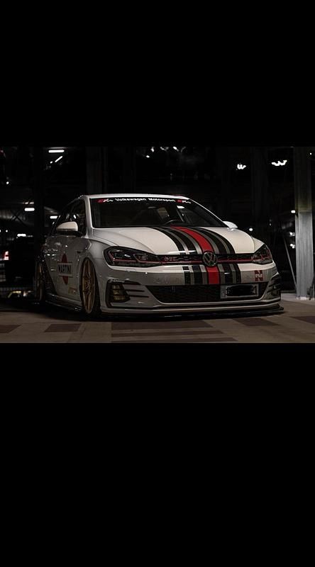 Weiß Gebraucht 2019 VW Golf VII GTI Limousine | 28.500 € - Bild 1/4