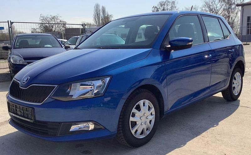 Gebraucht Skoda Fabia Ambition 95 PS (69 kW) 2018 Blau Limousine