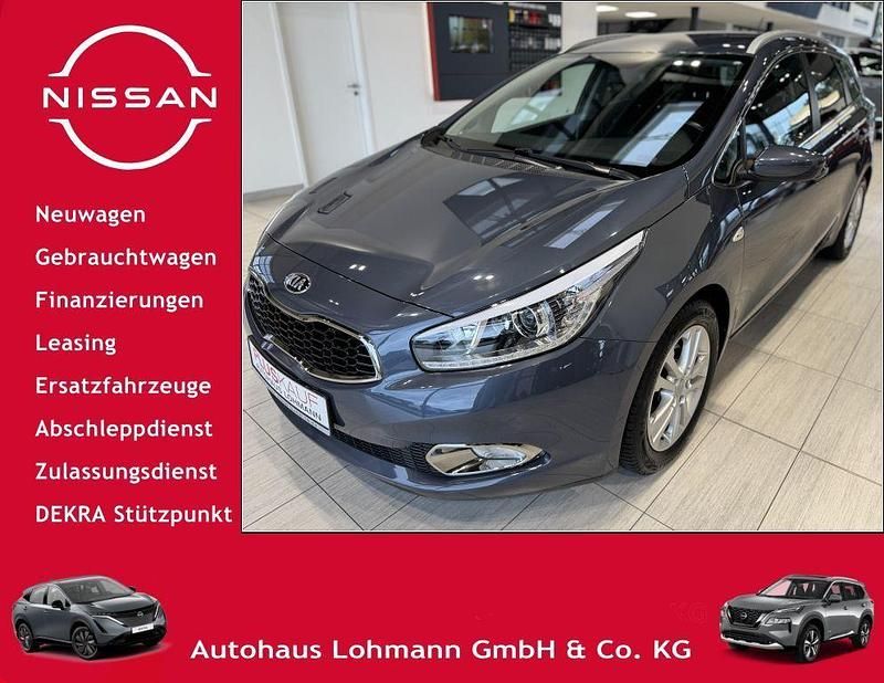 Blau Gebraucht 2013 Kia Ceed Sportswagon Vision Kombi | 9.350 € (Fairer Preis) - Bild 1/4