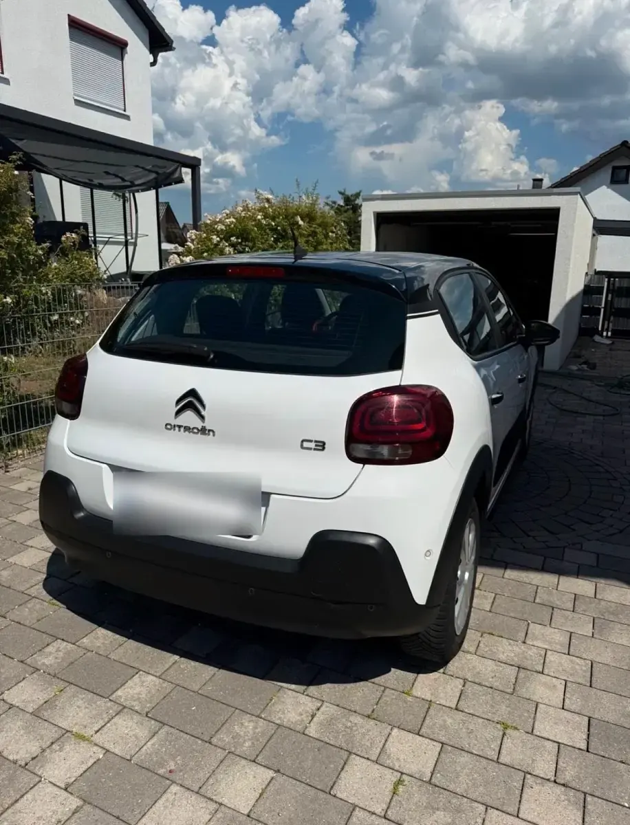 Gebraucht Citroën C3 82 PS (60 kW) 2017 Weiß Kleinwagen