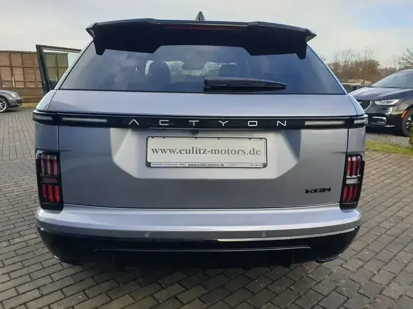Gebraucht SsangYong Actyon 163 PS (119 kW) 2025 Space black metallic SUV
