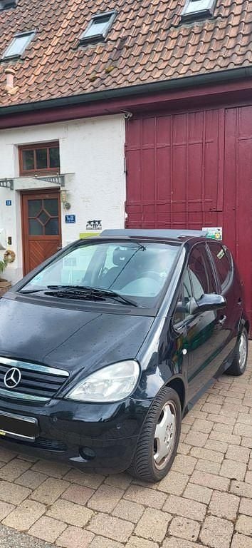 Schwarz Gebraucht 2000 Mercedes A160 Elegance Van / Kleinbus | 2.600 € (Fairer Preis) - Bild 1/4