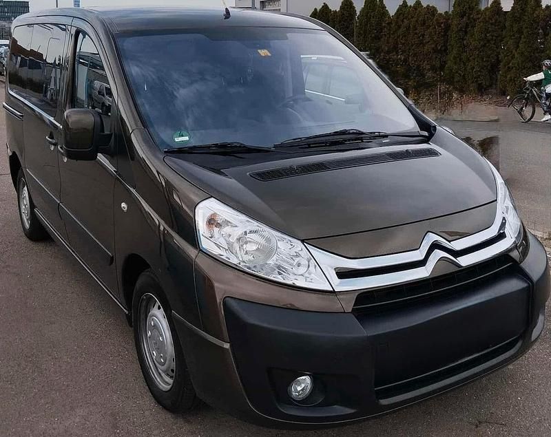 Braun Gebraucht 2014 Citroën Jumpy Van / Kleinbus | 17.500 € - Bild 1/4