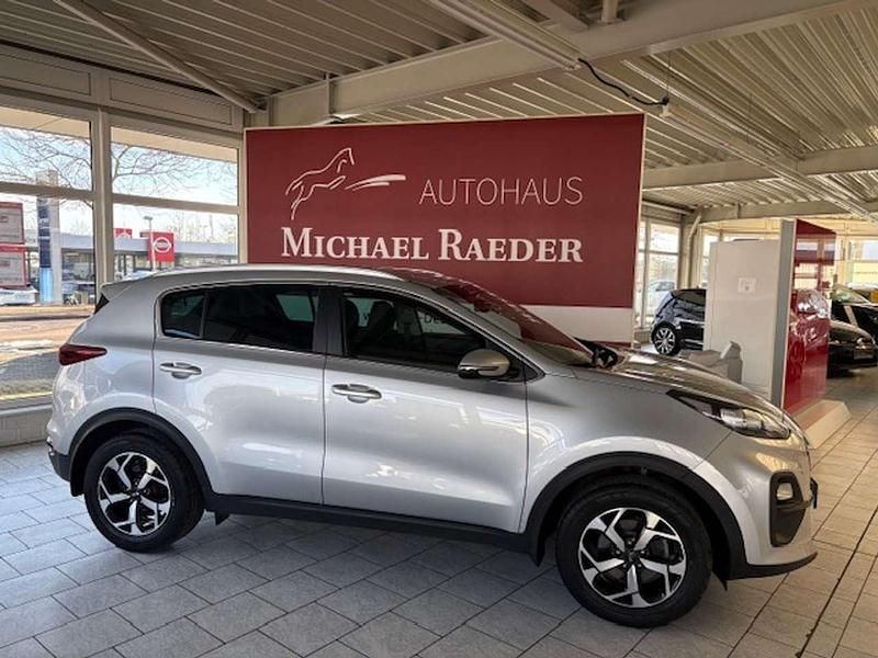 Gebraucht Kia Sportage 132 PS (97 kW) 2021 (kcs) sparkling silver SUV