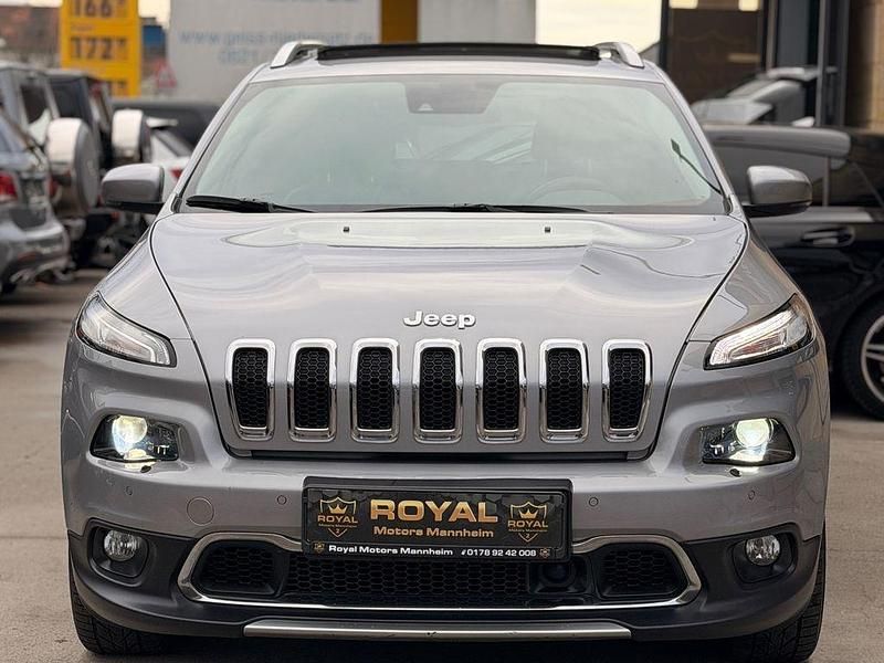 Gebraucht Jeep Cherokee Limited 170 PS (125 kW) 2015 Grau SUV