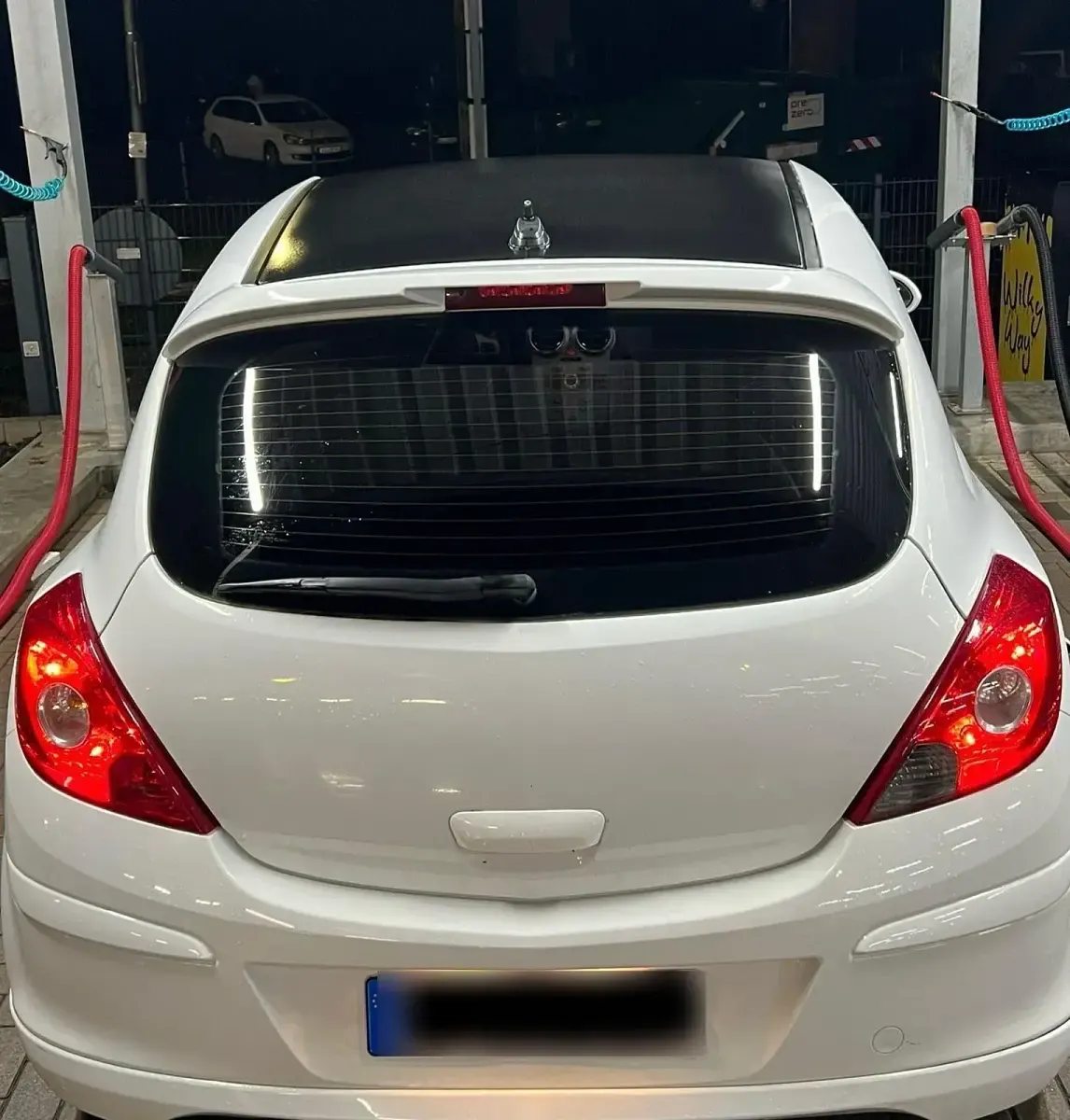 Używany Opel Corsa OPC 90 KM (66 kW) 2007 Biały Hatchback