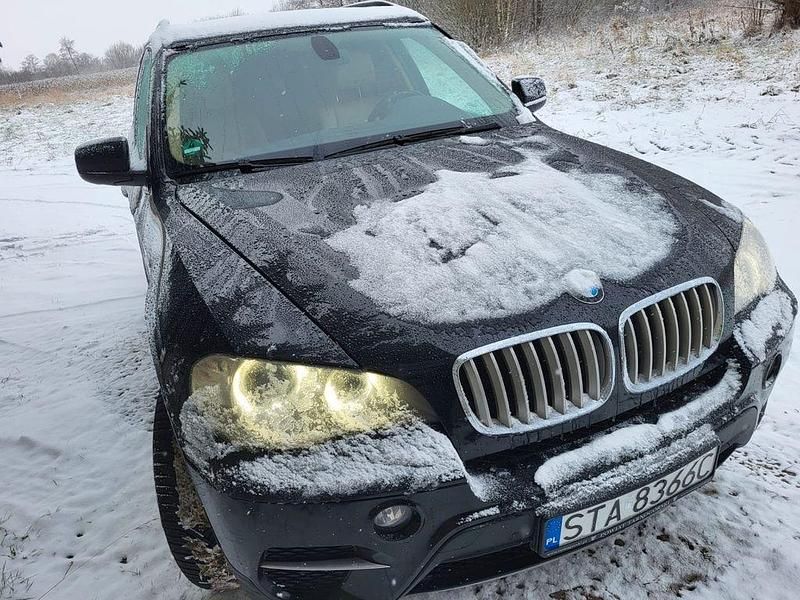Schwarz Gebraucht 2010 BMW X5 Sport Line SUV | 10.990 € (Etwas zu teuer) - Bild 1/4