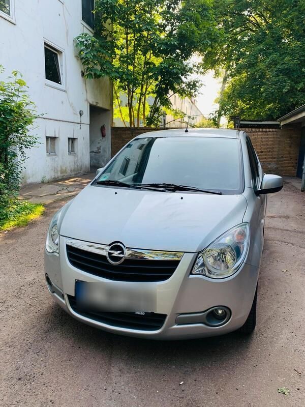 Silber Gebraucht 2008 Opel Agila Kleinwagen | 3.200 € (Etwas zu teuer) - Bild 1/4