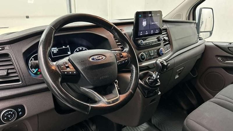 Gebraucht Ford Transit Custom Trend 131 PS (96 kW) 2020 Frostweiß Van / Kleinbus