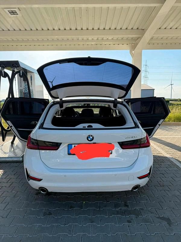 Gebraucht BMW 320 190 PS (139 kW) 2020 Weiß Kombi
