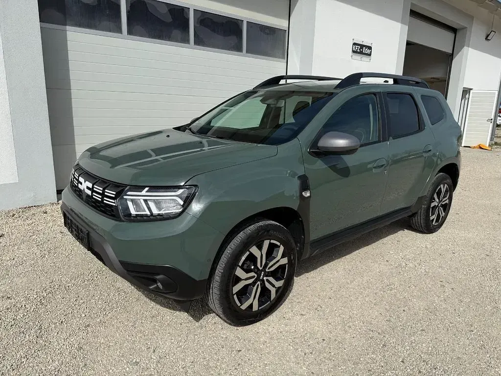 Second-hand Dacia Duster Journey 150 CP (110 kW) 2023 Verde SUV