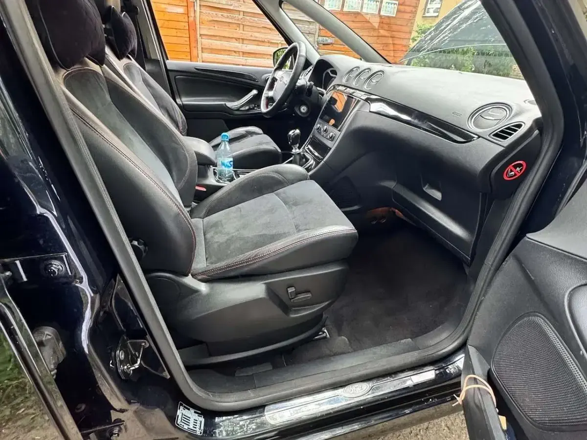 Gebraucht Ford S-MAX S 175 PS (128 kW) 2009 Schwarz Van / Kleinbus