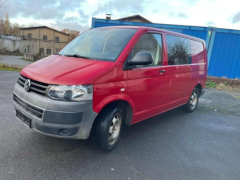 Gebraucht VW Transporter 140 PS (102 kW) 2010 Salsa red Van