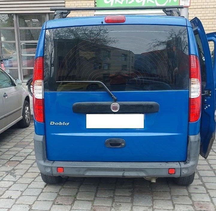 Gebraucht Fiat Doblò Active 77 PS (56 kW) 2009 Blau Van / Kleinbus