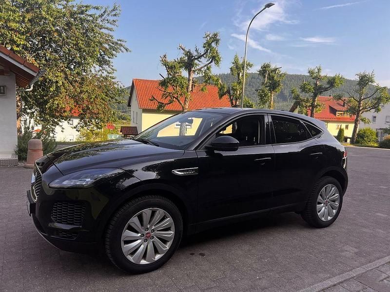 Gebraucht Jaguar E-Pace SE 179 PS (131 kW) 2017 Schwarz SUV
