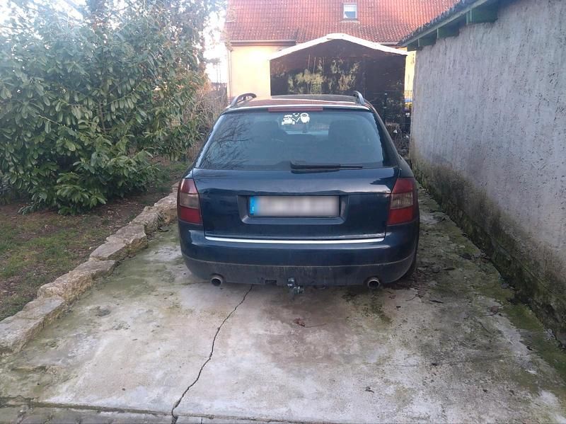 Gebraucht Audi A4 Design 163 PS (119 kW) 2004 Blau Kombi