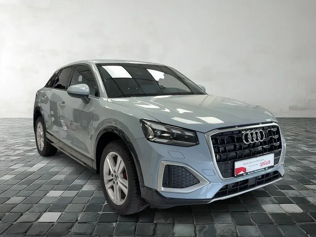 Gebraucht Audi Q2 Advanced Plus 150 PS (110 kW) 2026 Grau SUV