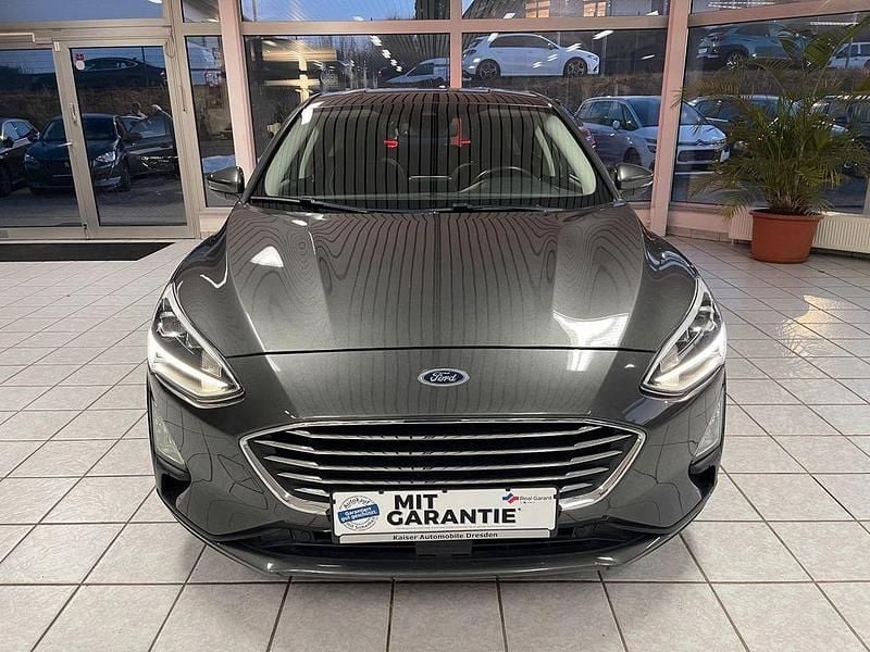 Gebraucht Ford Focus Titanium 150 PS (110 kW) 2019 Grau Limousine