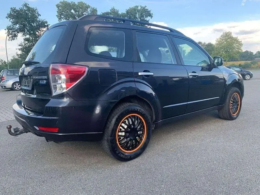Gebraucht Subaru Forester 147 PS (108 kW) 2013 Schwarz SUV