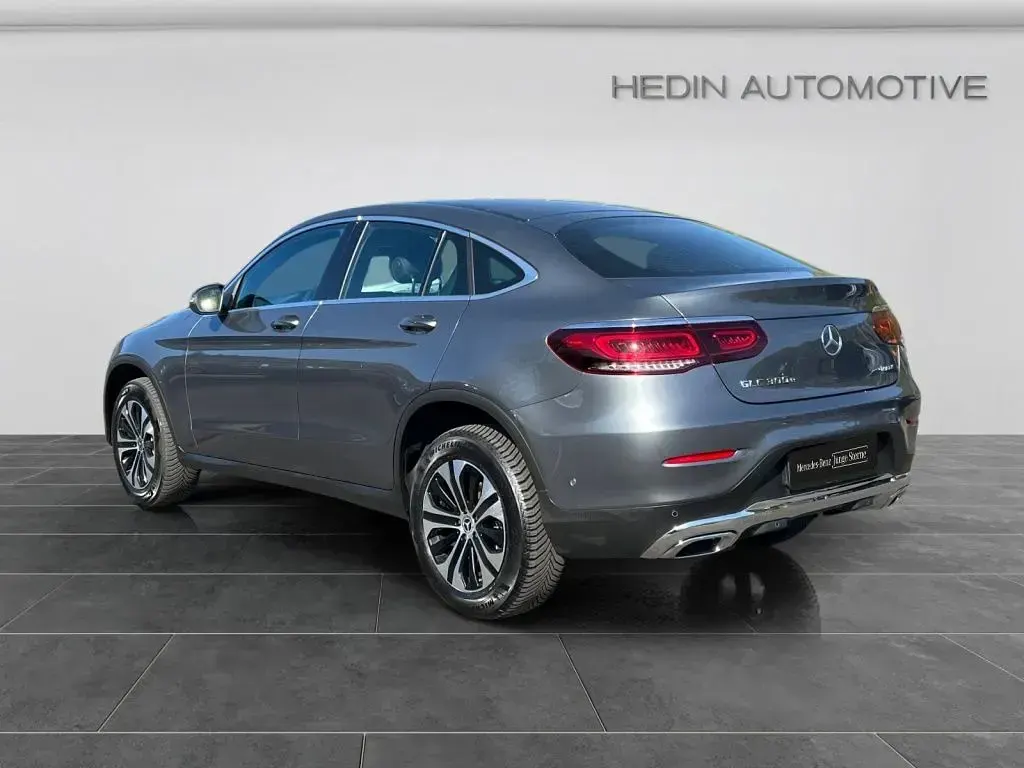 Gebraucht Mercedes GLC300e 320 PS (235 kW) 2022 Grau Coupé