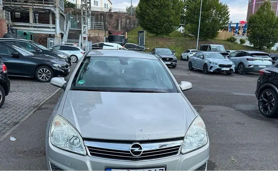 Brugt Opel Astra 115 HK (84 kW) 2008 Beige Sedan