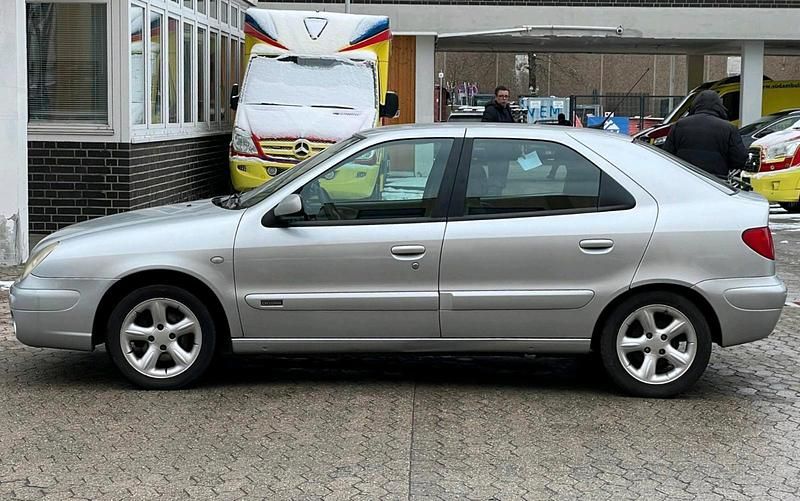 Gebraucht Citroën Xsara 109 PS (80 kW) 2003 Grau Limousine