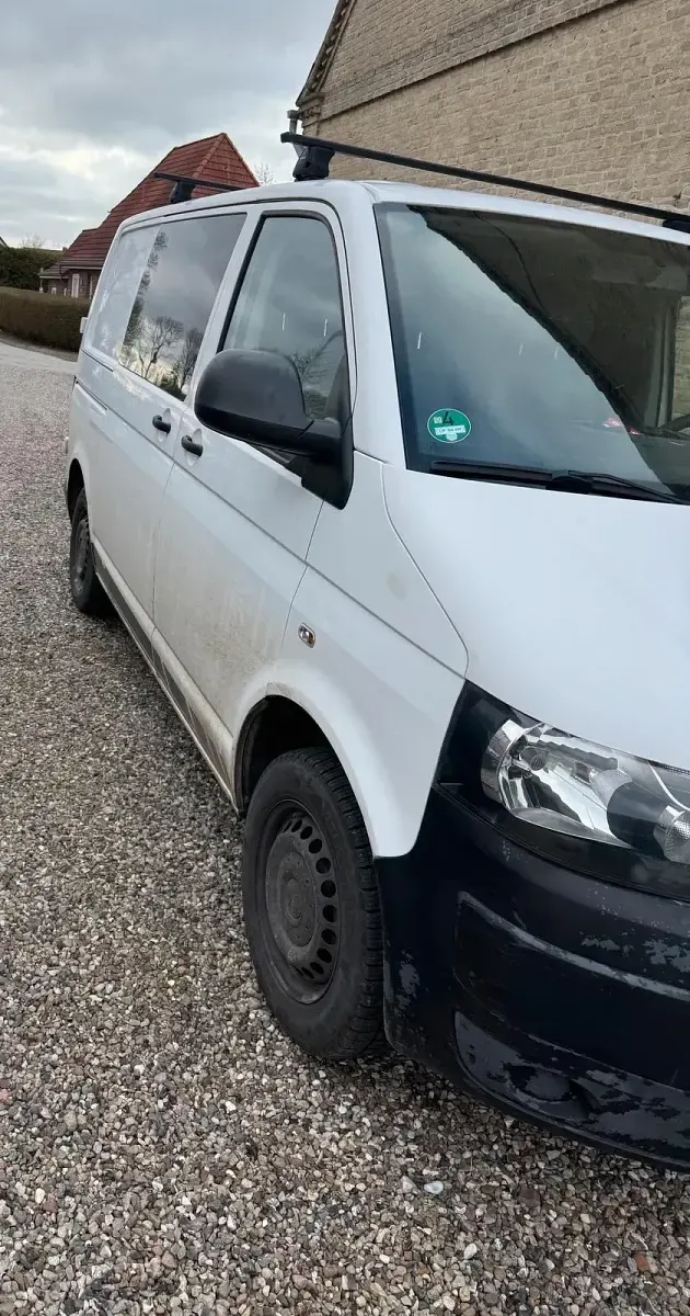 Begagnad VW Transporter 102 HK (75 kW) 2010 Vit Van
