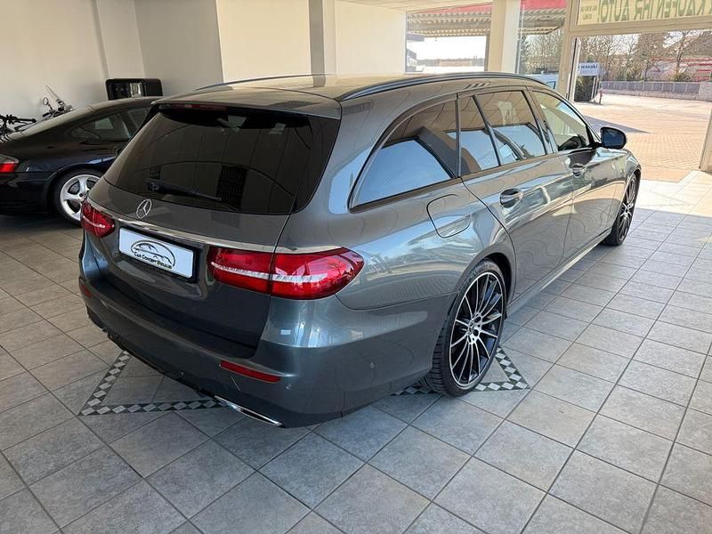 Gebraucht Mercedes E300 AMG line 245 PS (180 kW) 2018 Grau Kombi