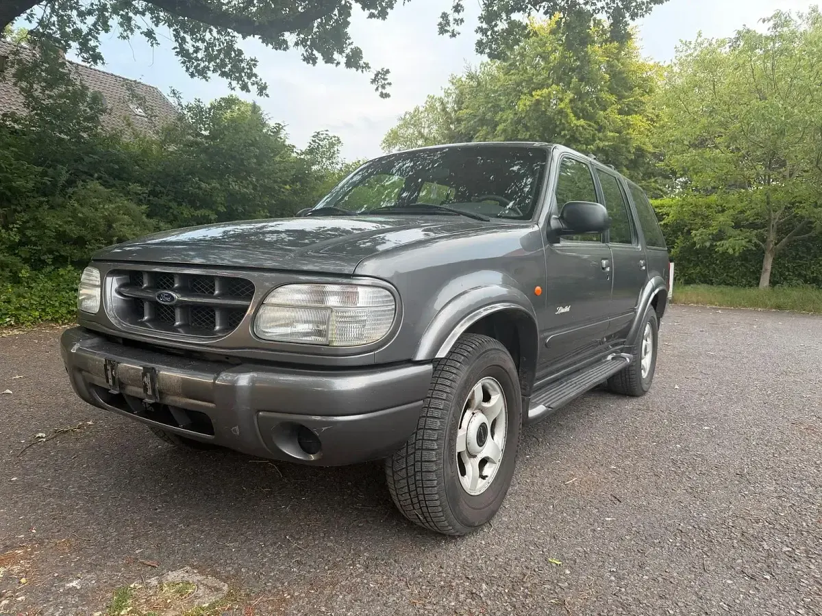 Gebraucht Ford Explorer 204 PS (150 kW) 1999 Grau SUV