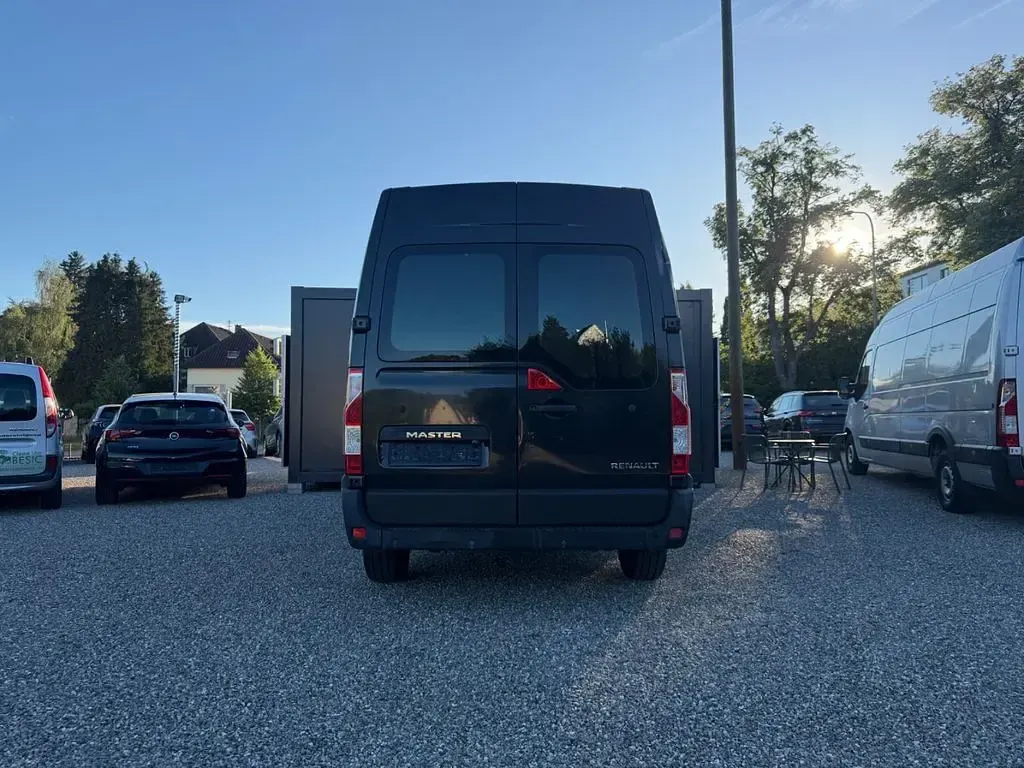 Gebraucht Renault Master 150 PS (110 kW) 2013 Schwarz Limousine