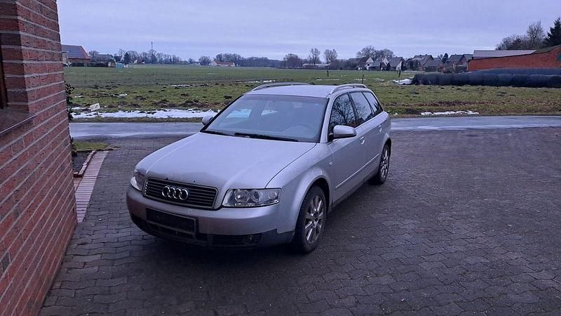 Gebraucht Audi A4 131 PS (96 kW) 2003 Silber Kombi