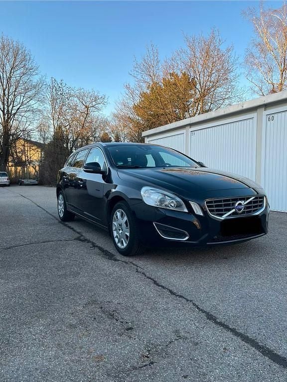 Gebraucht Volvo V60 215 PS (158 kW) 2011 Schwarz Kombi