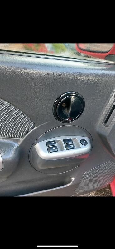 Silber Gebraucht 2008 Chevrolet Kalos SX Kleinwagen | 2.995 € - Bild 1/4