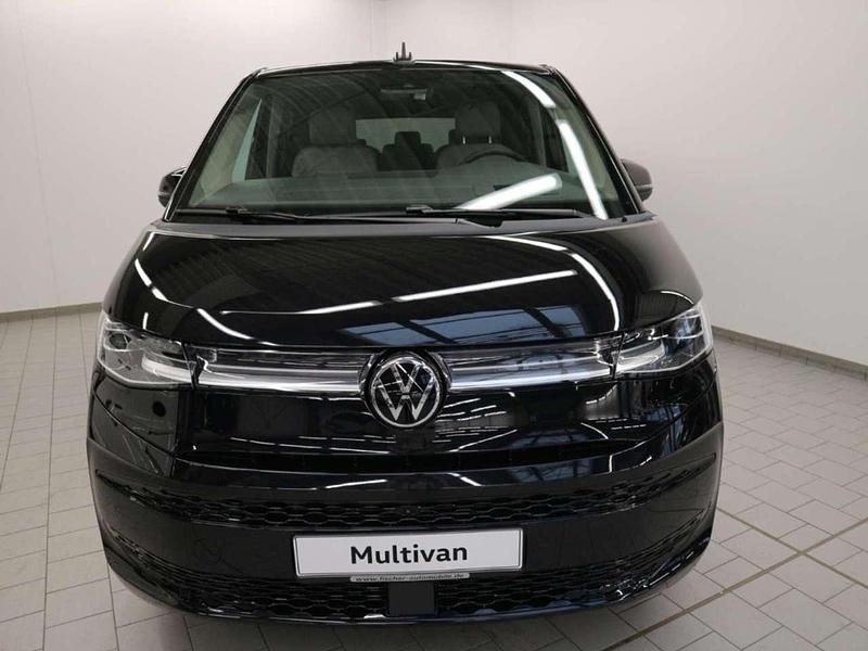Gebraucht VW Multivan Style 150 PS (110 kW) 2025 Deep black perleffekt Van