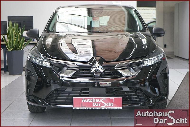 Gebraucht Mitsubishi Colt Basis 67 PS (49 kW) 2024 Onyxschwarz m onyxschwarz m Kleinwagen